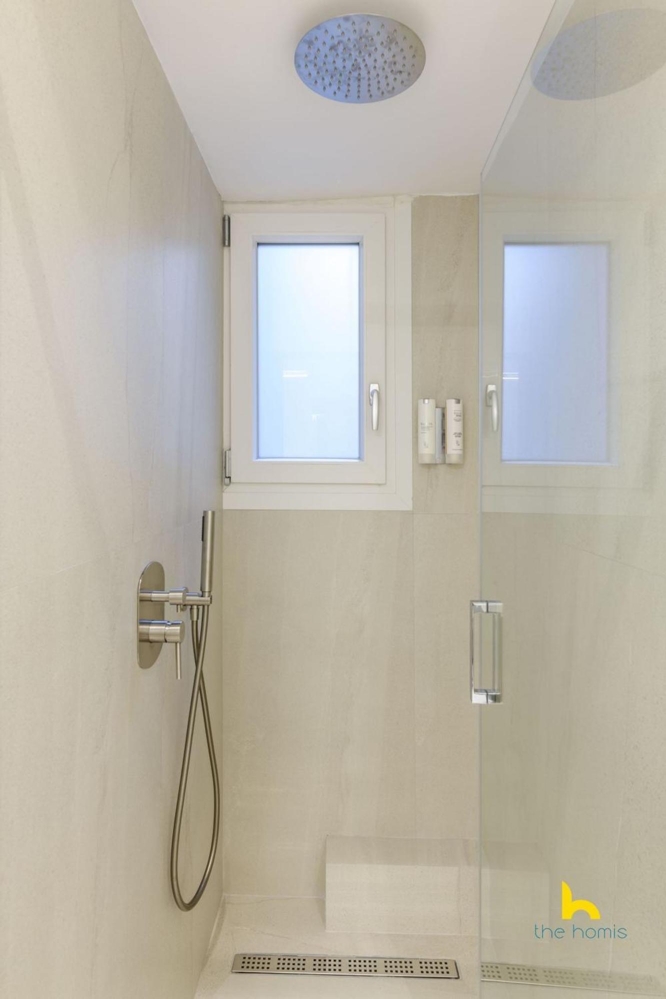 Sun-Splashed 2-Bdr Corner Apartment With Hillside Views! Athen Exterior foto