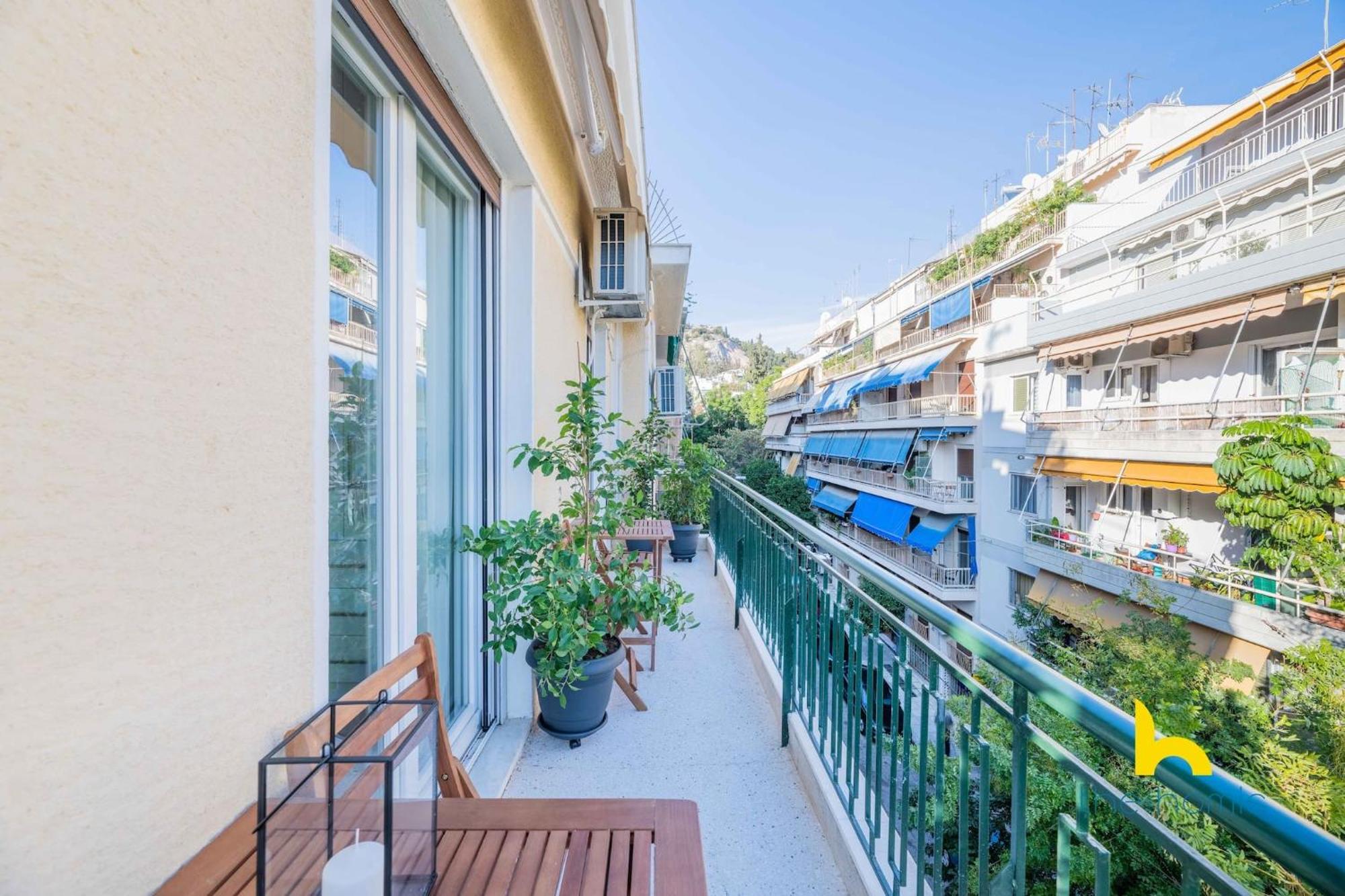Sun-Splashed 2-Bdr Corner Apartment With Hillside Views! Athen Exterior foto